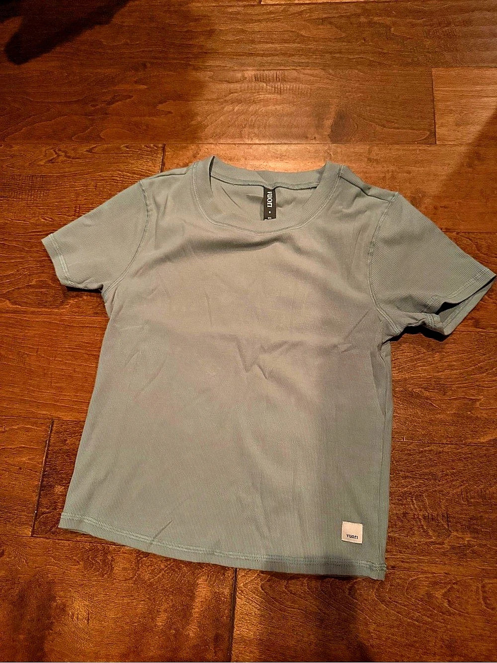 Vuori Pose Fitted Tee Blue Gray Short Sleeve T-Shirt
